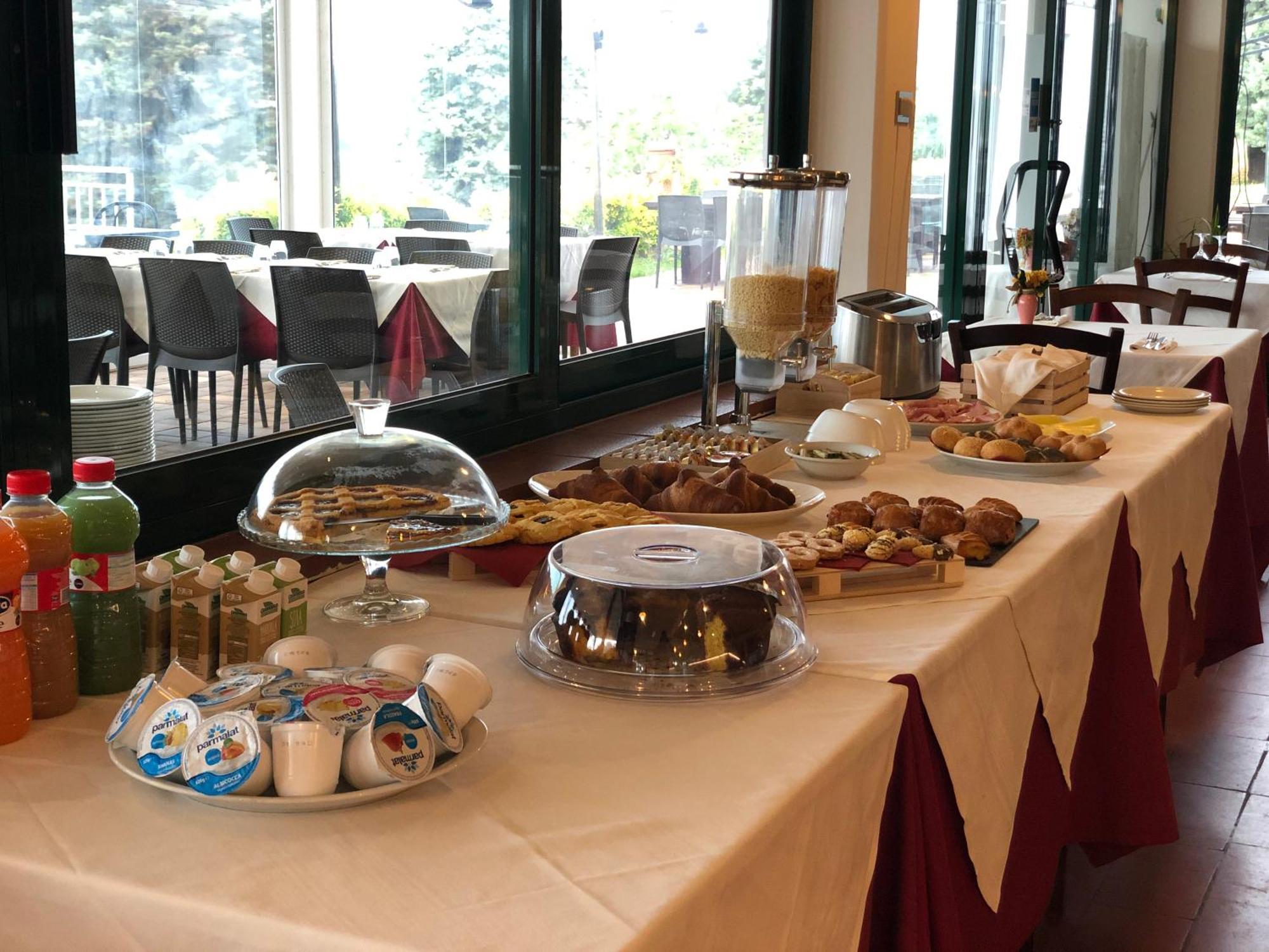 Casablanca Hotel Civitanova Marche Dış mekan fotoğraf